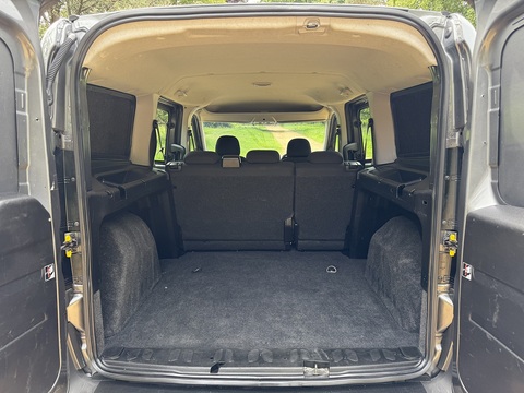 1.6 MultiJetII Maxi Tecnico Combi Van Double Cab 6dr Diesel Manual L2 H1 Euro 6 (s/s) (105 bhp)