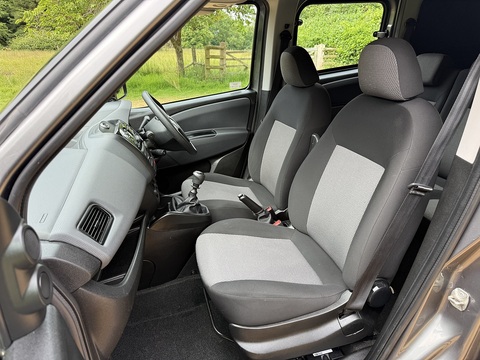 1.6 MultiJetII Maxi Tecnico Combi Van Double Cab 6dr Diesel Manual L2 H1 Euro 6 (s/s) (105 bhp)