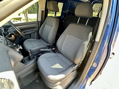 1.6 TDi C20 Maxi Combi Van 5dr Diesel Manual FWD (149 g/km, 101 bhp)