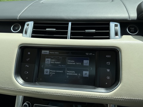 3.0 SD V6 Autobiography Dynamic SUV 5dr Diesel Auto 4WD Euro 6 (s/s) (306 ps)