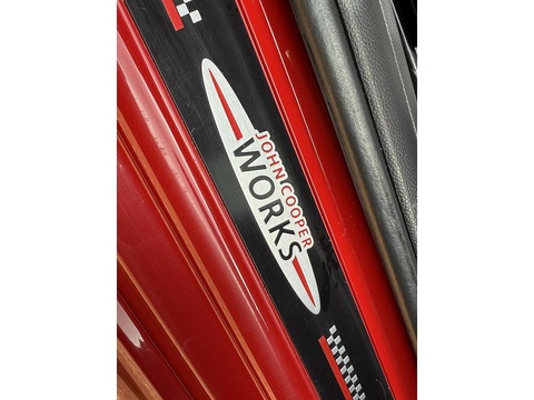 2.0 Cooper SD Hatchback 3dr Diesel Auto Euro 6 (s/s) (170 ps)