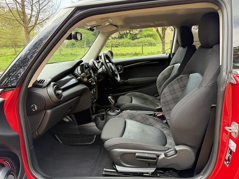 2.0 Cooper SD Hatchback 3dr Diesel Auto Euro 6 (s/s) (170 ps)