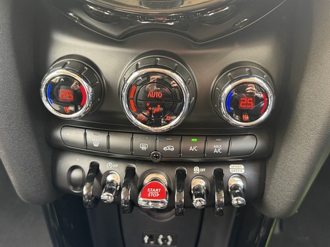 2.0 Cooper SD Hatchback 3dr Diesel Auto Euro 6 (s/s) (170 ps)