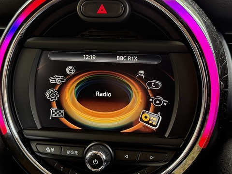 2.0 Cooper SD Hatchback 3dr Diesel Auto Euro 6 (s/s) (170 ps)