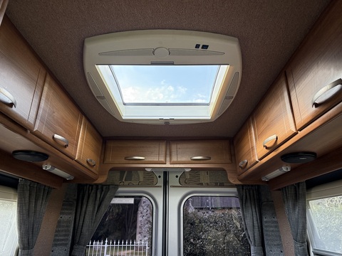 2 Berth 3.0 2dr Camper Manual Diesel Motorhome