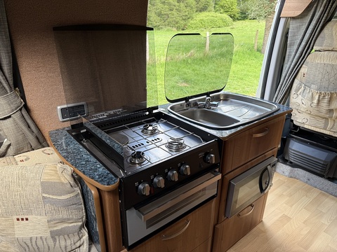 2 Berth 3.0 2dr Camper Manual Diesel Motorhome