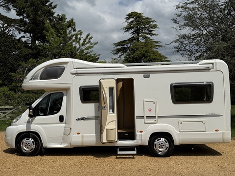 4 Berth 4 Belts 2.3 Motorhome Manual Diesel