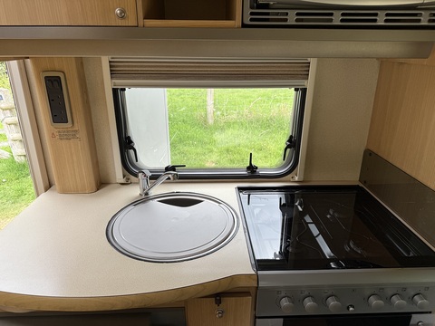 4 Berth 4 Belts 2.3 Motorhome Manual Diesel