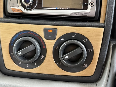 4 Berth 4 Belts 2.3 Motorhome Manual Diesel