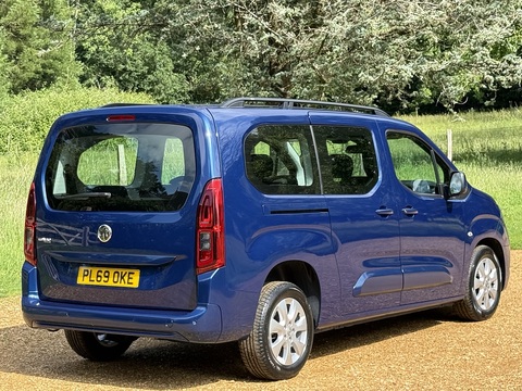 1.5 Turbo D BlueInjection Energy XL MPV 5dr Diesel Manual Euro 6 (s/s) (7 Seat) (100 ps)