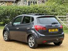 Kia Venga 4