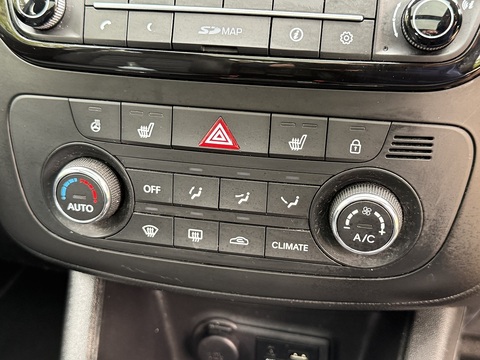 1.6 4 MPV 5dr Petrol Auto Euro 6 (123 bhp)