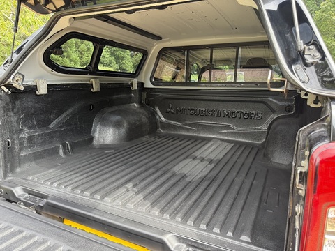 2.2 DI-D DC Barbarian Pickup Double Cab 4dr Diesel Auto 4WD Euro 6 (s/s) (150 ps)