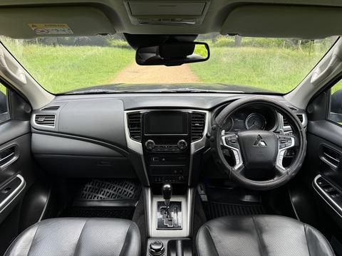 2.2 DI-D DC Barbarian Pickup Double Cab 4dr Diesel Auto 4WD Euro 6 (s/s) (150 ps)