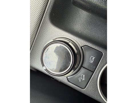 2.2 DI-D DC Barbarian Pickup Double Cab 4dr Diesel Auto 4WD Euro 6 (s/s) (150 ps)