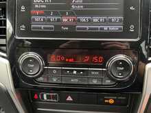 Mitsubishi L200 DI-D DC Barbarian