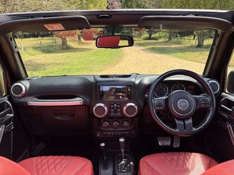 2.8 CRD Sahara SUV 4dr Diesel Auto 4WD Euro 5 (197 bhp)