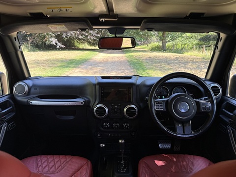 2.8 CRD Sahara SUV 4dr Diesel Auto 4WD Euro 5 (197 bhp)