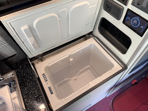 2.0 TDI T30 BlueMotion Tech Highline Panel Van 5dr Diesel DSG FWD LWB Euro 5 (s/s) (140 ps)