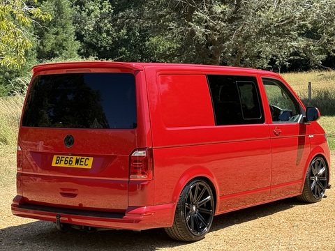 2.0 BiTDI T32 BlueMotion Tech Highline Kombi Double Cab 5dr Diesel Manual FWD SWB Euro 6 (s/s) (204 ps)