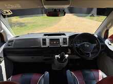 Volkswagen Transporter BiTDI T32 BlueMotion Tech Highline