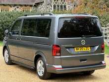 Volkswagen Transporter Shuttle TDI S