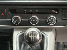 Volkswagen Transporter Shuttle TDI S