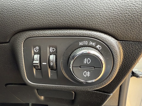 1.4i Turbo Elite Nav MPV 5dr Petrol Auto Euro 6 (140 ps)