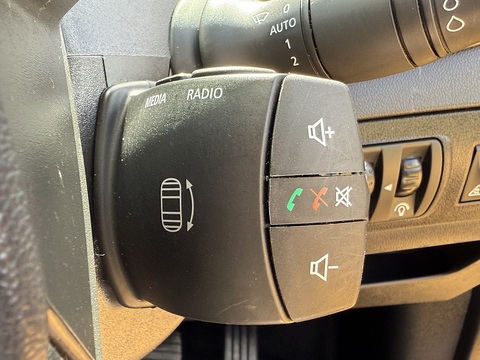 dCi ENERGY Dynamique TomTom MPV 1.5 Manual Diesel