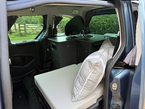 BlueHDi XTR 1.6 5dr Pop Top Camper Automatic Diesel