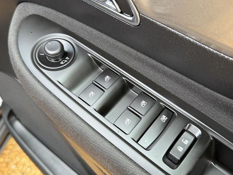 1.6i Exclusiv SUV 5dr Petrol Manual 2WD Euro 6 (s/s) (115 ps)