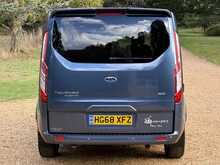 Ford Tourneo Custom 310 EcoBlue Titanium