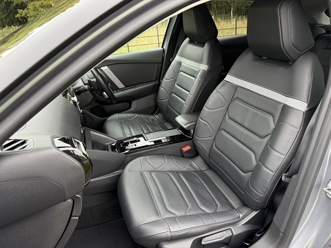 1.5 BlueHDi Shine Plus Hatchback 5dr Diesel EAT8 Euro 6 (s/s) (130 ps)