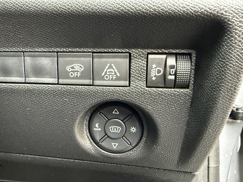 1.5 BlueHDi Shine Plus Hatchback 5dr Diesel EAT8 Euro 6 (s/s) (130 ps)