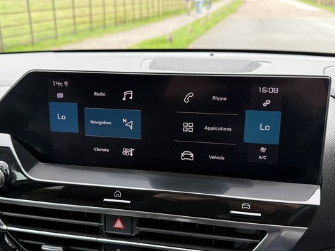 1.5 BlueHDi Shine Plus Hatchback 5dr Diesel EAT8 Euro 6 (s/s) (130 ps)