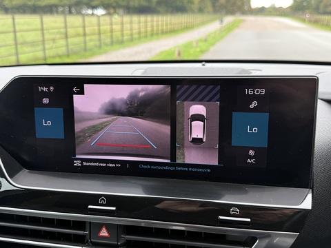 1.5 BlueHDi Shine Plus Hatchback 5dr Diesel EAT8 Euro 6 (s/s) (130 ps)