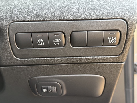 1.5 BlueHDi Shine Plus SUV 5dr Diesel Manual Euro 6 (s/s) (110 ps)