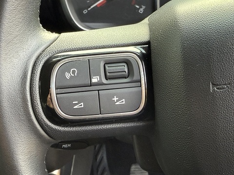 1.5 BlueHDi Shine Plus SUV 5dr Diesel Manual Euro 6 (s/s) (110 ps)