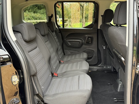 1.5 Turbo D SE MPV 5dr Diesel Manual 6Spd Euro 6 (s/s) (100 ps)