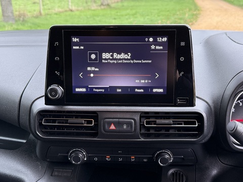 1.5 Turbo D SE MPV 5dr Diesel Manual 6Spd Euro 6 (s/s) (100 ps)