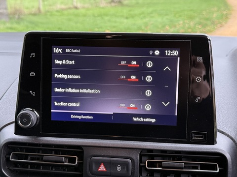 1.5 Turbo D SE MPV 5dr Diesel Manual 6Spd Euro 6 (s/s) (100 ps)