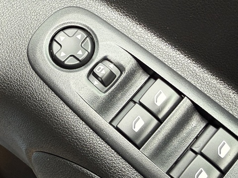 1.5 Turbo D SE MPV 5dr Diesel Manual 6Spd Euro 6 (s/s) (100 ps)