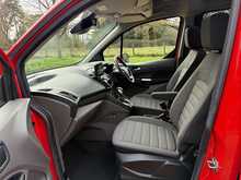 Ford Grand Tourneo Connect EcoBlue Titanium
