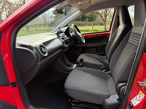 1.0 up! Hatchback 5dr Petrol Manual Euro 6 (s/s) (60 ps)