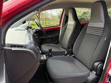 Volkswagen up! up!