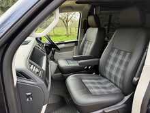 Volkswagen Transporter BiTDI T32 BlueMotion Tech Highline