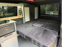 Volkswagen Transporter BiTDI T32 BlueMotion Tech Highline