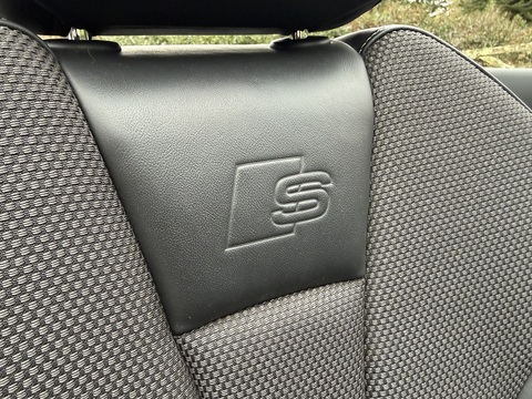 1.5 TFSI CoD S line Convertible 2dr Petrol Manual Euro 6 (s/s) (150 ps)