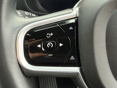 2.0 B4 MHEV R-Design SUV 5dr Diesel Hybrid Auto AWD Euro 6 (s/s) (197 ps)