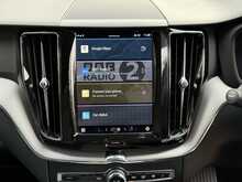 Volvo XC60 B4 MHEV R-Design